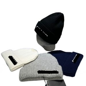 Cappelli firmati Berretto da uomo e da donna autunno/inverno cappello termico lavorato a maglia berretto da sci di marca Cappello scozzese di alta qualità con teschio Berretto caldo di lusso 219863