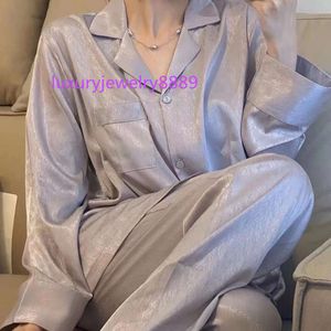 Womens Sleep Lounge Sleepwear Light Luxury Western Style Highend Pajamas Longsleeved Silk Satin Homewear Ladies Sexy Casual Loose Twopiece Suit 230
