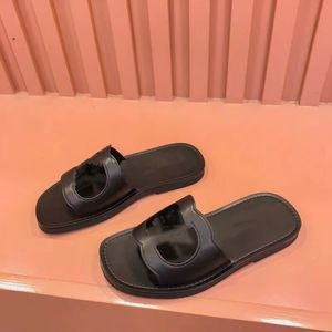 Men interlocking G Sandals men's slippers slides solid color Black leather sandal with strap Buckle closure Mens slippers fashion designer beach slipper 02