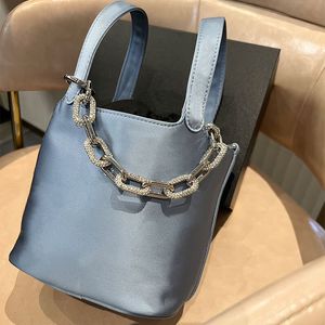 Silks Satins Rhinestone Bag Basket Designer Bag Diamonds Chain Bags Tote Bag Luxury Handbag Purse Letter Top Mirror Quality Dinner Bag Clutch Bag Silver Hardware