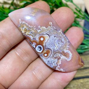 Dekorativa föremål Figurer Röd mexikansk agat Crystal Quartz Natural Stone Palm Palm Palm Pendant Reiki Energy Craft Minerals Handwork Ball House Decoration Home 230912