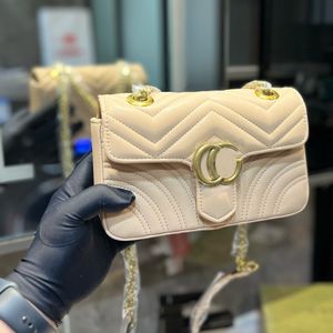 Purses designer kvinna handväska crossbody designer väskor kedja axelväska läder med guldkedja sling väskor mode väska lyxväskor märken varumärke väskor cross väska