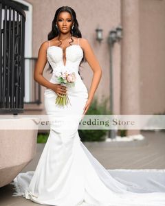 Suknie ślubne syreny z Arabskiej Arabskiej z zastosowanymi paskami spaghetti suknie ślubne Plus Size Vestidos de novia