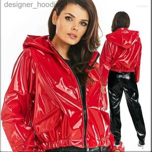 Mäns päls faux päls kvinnor pvc patent läderjacka casual latex tröjor rockar blanka pu lösa skördar plus storlek zip-up hoodies nattklubb anpassad l230913