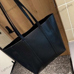 Designer Tote Luxury Stor telefonpåse axel Sling Crossbody Totes väskor Handväskor äkta läder av hög kvalitet handväska shopping plånböcker 230913