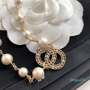 design necklace womenSmall fragrant pearl inlaid with diamond sweet and lovely temperament necklace net red versatile 240c