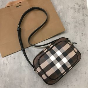 Klasyczna designerska torba dla mężczyzn torba crossbody tkana moda luksusowa torba na ramię regulowana skórzana skrzyżowa pasek zamek zamykanie ręcznie malowane krawędzie