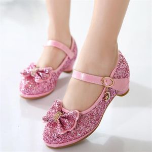 Scarpe da principessa per bambini in pelle per ragazze Fiore Casual Glitter Bambini Tacco alto Farfalla Nodo Abito da festa Scarpe Blu Rosa Silvr265q