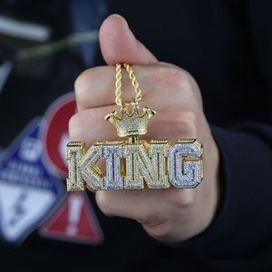 Hip Hop Iced Out Diamond King Letter Colar com pingente masculino banhado a ouro e prata com corrente de corda