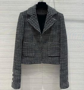 Kombinezony damskie 20323 Tkany płaszcz w stylu Vintage dojeżdżający do pracy nad blokiem Kolor Block Stripe Slim Soft Ni Blazer Autumn and Winter