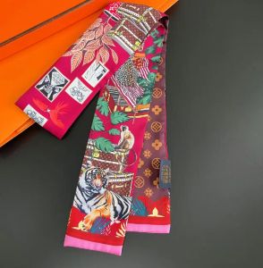 Halsdukar lyxdesigner 23Style Fashion Letters Bags Scraf Silk Scarves Women Hanterar väskebandanas bagage ljuddämpare France Wallet Purse Handbag Paris