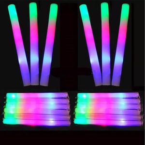 Mix Color LED Foam Stick Glow för bröllopsfest dekoration camping julfestiviteter ceremoni leder leksaker svamp stickbubbla bar2365