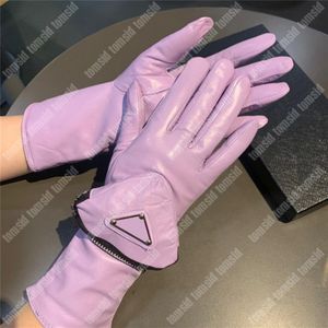 Kadın tasarımcı deri eldiven koyun derisi moda kış sıcak tasarımcılar eldivenleri küçük çanta lüks orijinal deri eldiven bayanlar için2548