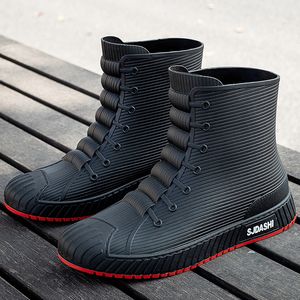 ブーツファッションメンズレインブーツラバーのガンボは中央銀行の防水作業ブーツでスリップし、男性用の赤い非滑り釣り靴230914