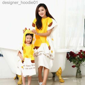 Frauen Cape Ys Eltern-Kind Cartoon Badetuch Reine Baumwolle Handtuch Material Hoodie Mantel Baby Cape Erwachsene Bademantel frauen Badetuch L230914