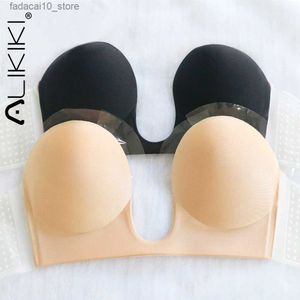 Almofada de peito Sexy Silicone Nipple Cover Bra Pads Adesivo Reutilizável Invisível Levante Fita Pétalas de Mama para Vestido de Festa Acessórios de Sutiã Q230914