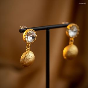 Kolczyki Dangle French Court Eleganckie Womenfewom/Mężczyzna moda luksusowy Golde stadning okrągły wisiorek klasyczny vintage przekłuwanie