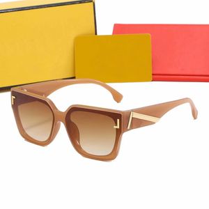 새로운 패션 블랙 태양 안경 선글라스 남성 브랜드 디자이너 선글라스 여성 인기있는 다채로운 빈티지 안경 CHD23091410 KALEEN