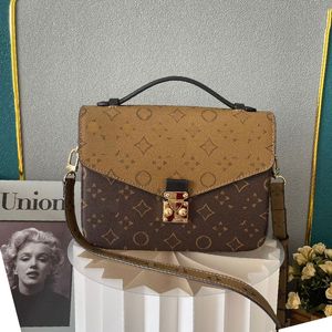 Luxury Handbag Designer Bag Wallet Fashionable Handbag Leather Crossbody Bag Womens väska stor kapacitet Komposit shoppingväska Vintage Brown Plaid Handväska väskor 21