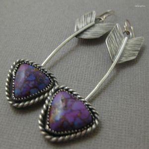 dangle earringsヴィンテージチベットの銀色の女性の羽と葉のデザインパープル樹脂石の三角形ペンダント