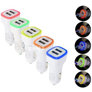 Caricabatteria per auto a LED 5V 2.1A 1A Smart Mobile Phone 2 porte doppie Caricatore per auto USB esterno Caricatore per auto portatile con luce LED