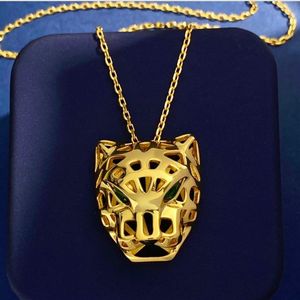 18 Karat vergoldete Leopardenkopf-Pullover-Langkette für Damen, Designer-Halskette aus goldfarbenem Kupfer, Schmuck, Panther mit Grün, 224P