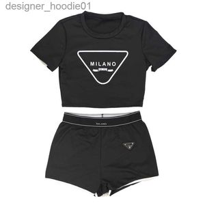 Womens Tracksuits Mulheres Tracksuits Designer Two Piece Set Letter Imprimir Bare Umbigo Sexy Manga Curta Camiseta Shorts Casual Terno Esportivo Redondo Pescoço Outfits Sólidos Joggin