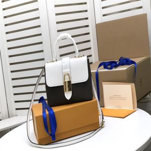 2021 women's luxury designer small square shoulder bag whole fashion handbag Mini classic real leather ten font letter ha240i