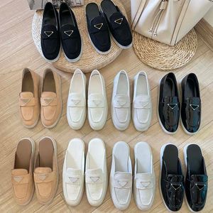 Buty designerskie Business Casual Skórzowe buty z literami mokasynami o niskim kroju, butami lew, buty swobodne, buty Mueller, pół kapcie 35-44