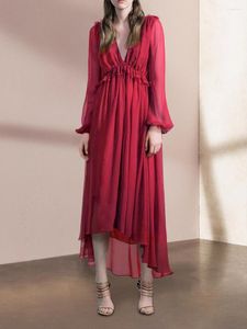 Casual Dresses Summer Women's Dress 2023 Red Chiffon Flounces Flowing Oregelbundet V-Neck franska