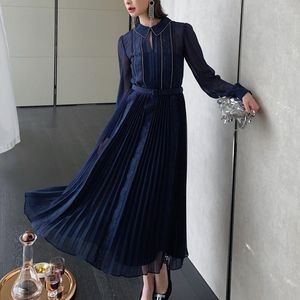 Casual Dresses Vintage Navy Lace Patchwork Pleated Long Dress for Women 2023 Spring Summer Elegant Draped Sleeve Maxi With Sashes