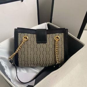 Luxury Women handbag Fashion Messenger bag Letter Shoulder Bags Lady Handbag Cowhide Leather Gold chain strape Hardware Buckle bag Black color tote bags