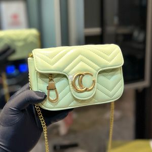 Tasarımcı Çanta Deri Crossbody Omuz Çantaları Okul Deri Ofis Seyahat Alışveriş Altın Zincir Sling Çantalarla Alışveriş Ucuz Çantalar Bag Moda Çantası Bir Kayış