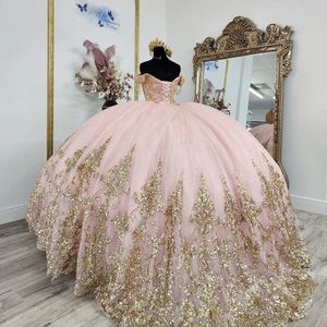 Sparly Rose Pink Quinceanera Sukienki z ramion Gillter koraliki koronkowe aplikacje gorset wiktoriańskie sweet 15 vestidos debiutante
