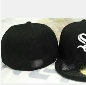 Męskie White Sox Baseball Pełne zamknięte czapki Chicago Summer Snapback Letter Bone Kobiety Czarny kolor wszystkie 32 drużyny swobodne sporty Flat Hats NY Mix Kolory rozmiar Casquette