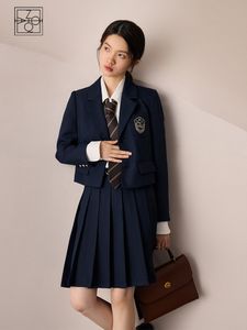 ツーピースドレスZiqiao College Style Fashionable Women's Set Autumn Chic Design Short Suit Blazerベストプリーツスカート330914