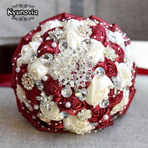 Kyunovia Bouquet de Broche Borgonha Marfim Noiva Buquês De Mariage Flores De Casamento De Cristal Artificial Buque De Noiva 4 Cores FE863533