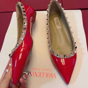 Scarpe da design per scarpe San Valentino scarpe a filo piatto scarpe piatta appuntite scarpe da ballo da donna in pelle vera elastica scarpe piatti scarpe scarpa punk tallone mnmyl