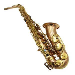 Unlackiertes Altsaxophon aus rosafarbenem Kupfer von Eastern Music mit goldlackierten Tasten