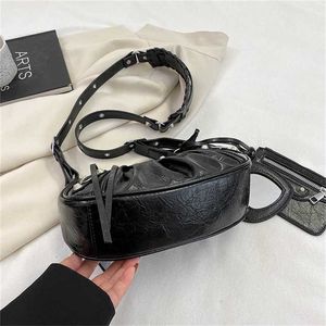 50% RABATT CLEARANCE SALE 2023 NY LOCOMOTIVE UNDERARM RIVET TASSEL TRE I ONE TEANT FACK Single Shoulder Crossbody Women's Bag Model 542