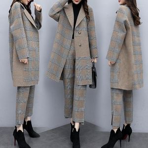 Women's Two Piece Pants Winter Two-piece Trousers Large Size Plaid Woolen Coat Wide-leg Casual Fashion Suit Female Trend