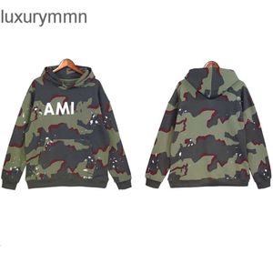 Mens hoodies amirres designer män svettar hoodie sweatshirt höst vinter ny kamouflage armé grön huva tröja män kvinnor loos mode par casual coat dy42