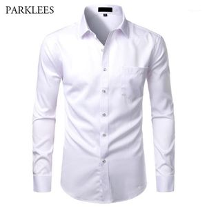 Vita mens bambu fiberskjortor avslappnad smal fit knapp upp klänningsskjortor män solid Soical skjorta med fickform formell affär camisas13169