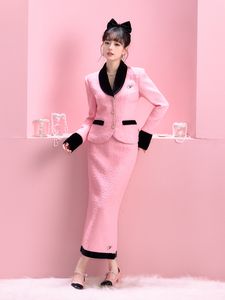 Tvådelt klänning Koreansk stil rosa klassisk kappa sammet tyg sömnad kostym kvinnors höst höft kjol elegant tweed set sweet 230914