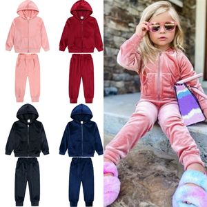 Set di abbigliamento 2023 Elementi essenziali per l'inverno Bambine Ragazzi Vestiti Tuta di velluto dorato 2 pezzi Set Cappotto con cerniera Pantaloni Felpe con cappuccio Abiti Completo 9M 13Y 230914