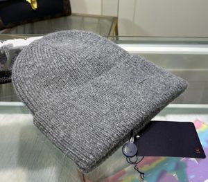 Semplice cappello lavorato a maglia in lana sudcoreana da donna con etichetta ricamata con scritta, cappello pullover Cappelli singoli autunnali e invernali marea fredda