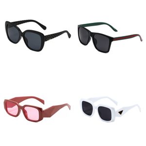 New Fashion Look Top Hot-selling Designer Rectangle Sunglasses for Women Men Trendy Retro Fashion Sunglasses UV 400 Protection