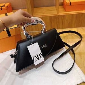 2023 New Shell Impressed Fashion Trend Versatile Handheld One Shoulder Oblique Straddle Women's Bag code99