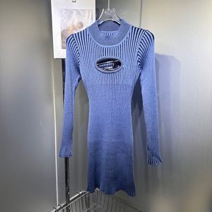 Sweatshirts Frauendesigner enge Sweater -Strick -Stricken Langarm Kleid Diesel Pullover Jumper hohl aus enge Weste Herbst Sexy Slim Frauen