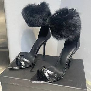 Outono e inverno sapatos de vestido 2022 novo maomao nicho design salto alto stiletto aberto sapato feminino salto fino uma linha fivela sandálias de cabelo de coelho